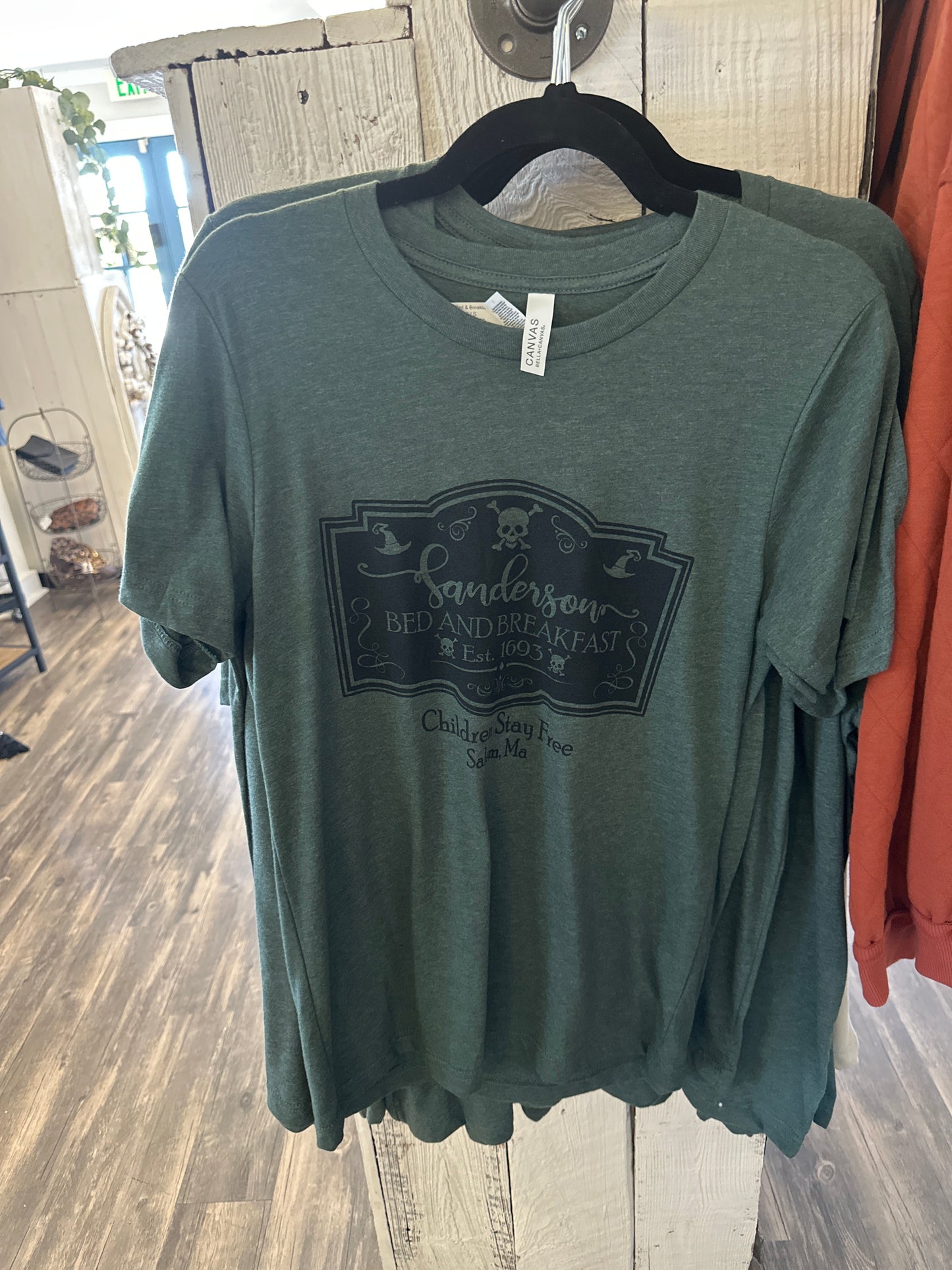 Sanderson Bed & Breakfast Tee