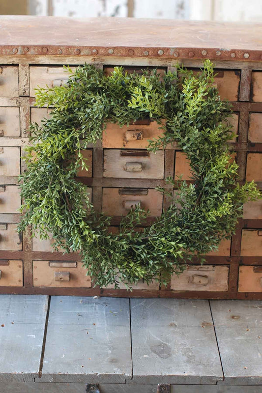 22" New England Boxwood Wreath
